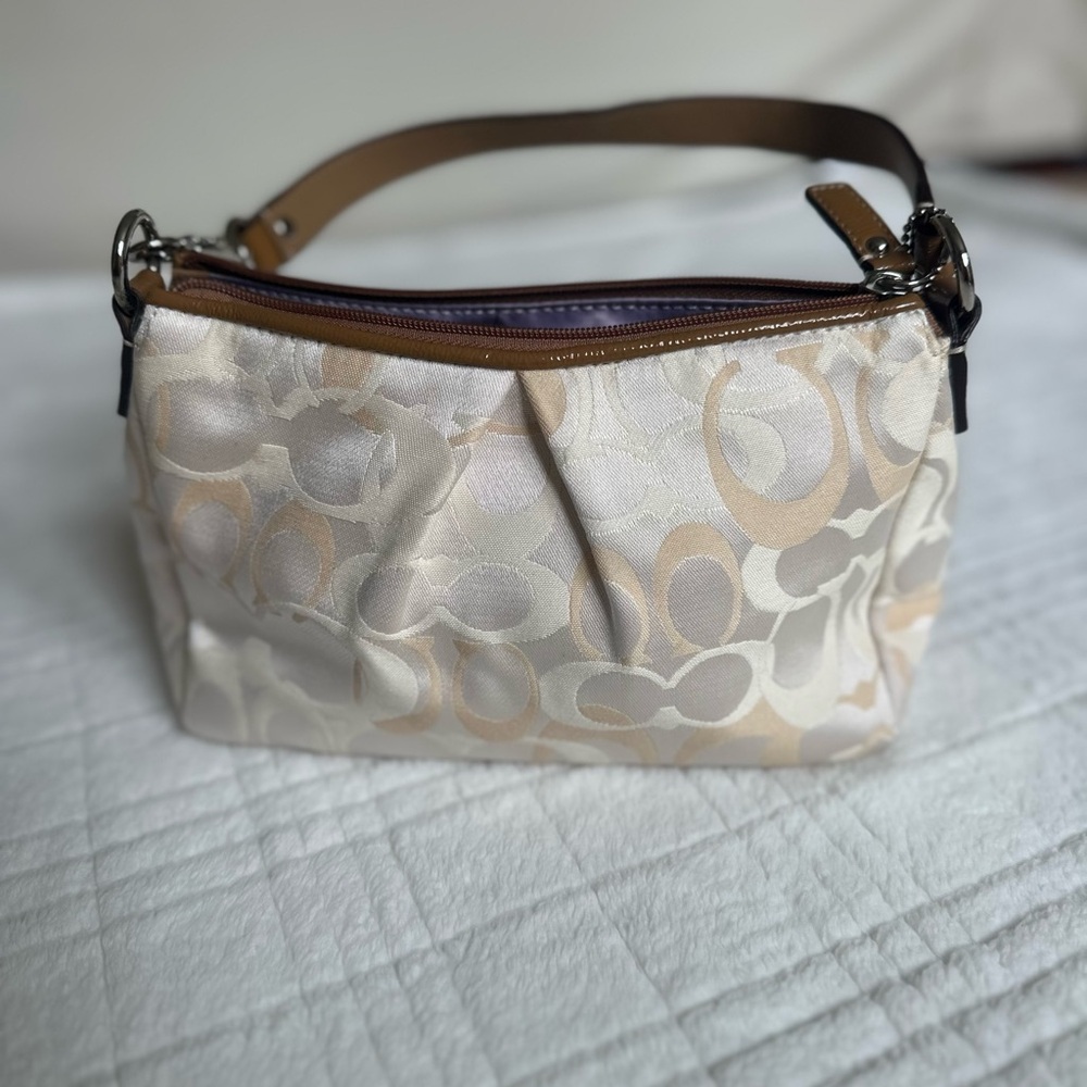 Coach Cream and Tan Shoulder Bag